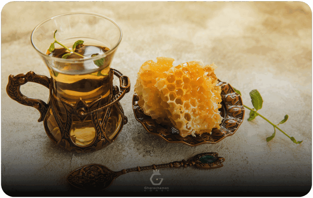 عسل با چای ادویه دار برای گلودرد